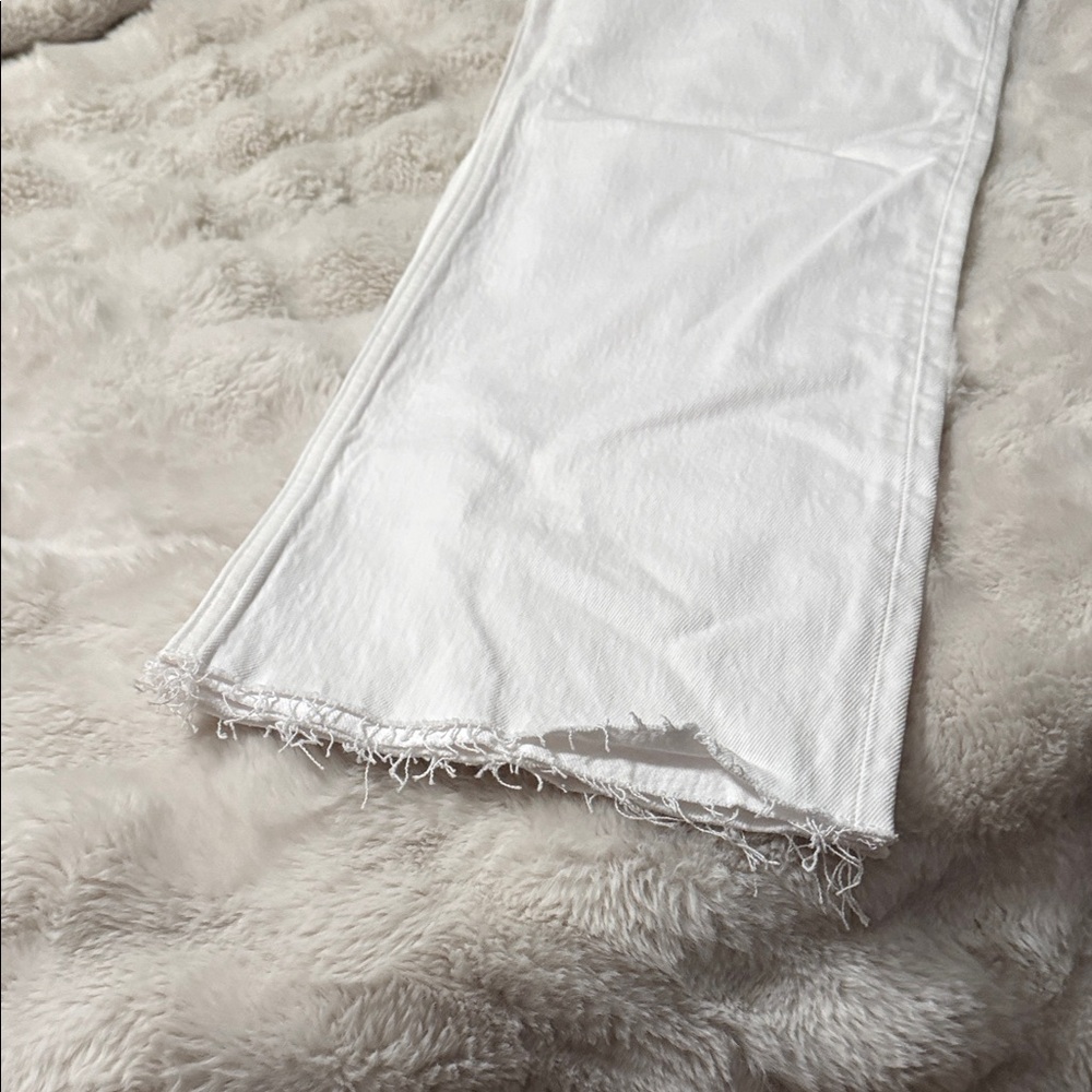 White Denim Jeans- BRAND NEW W TAGS ABERCROMBIE 90'S RELAXED HIGH RISE CURVE LOV - Picture 11 of 14